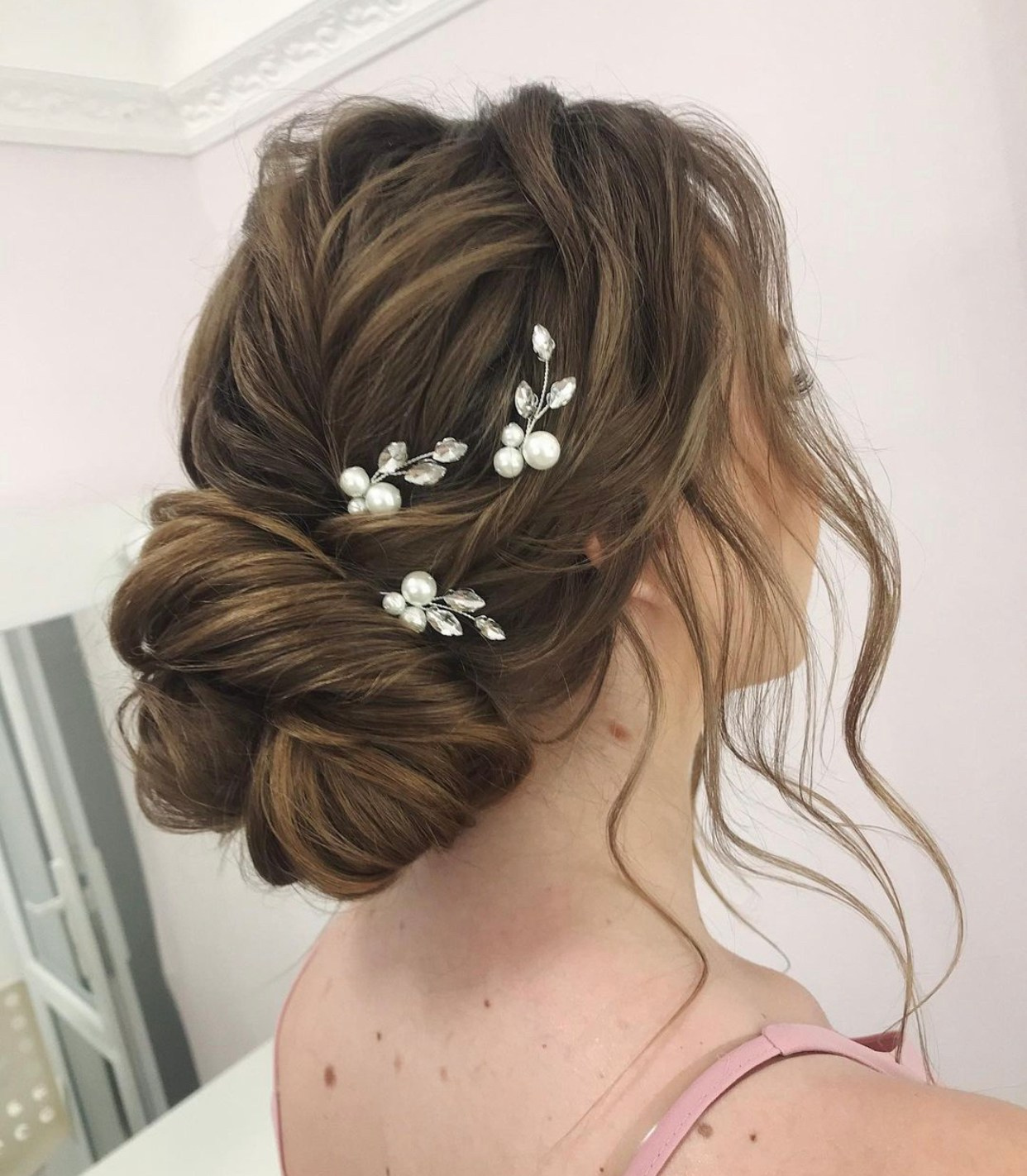 Собранные прически. Свадебный стилист по прическам и макияжу в Ростове-на-Дону Даниэла Дар