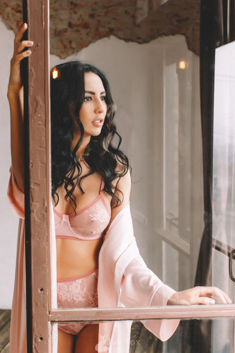 ДЕВУШКИ В БЕЛЬЕ. Портретный, свадебный, репортажный фотограф во Владивостоке Юлиана Джули Фокс