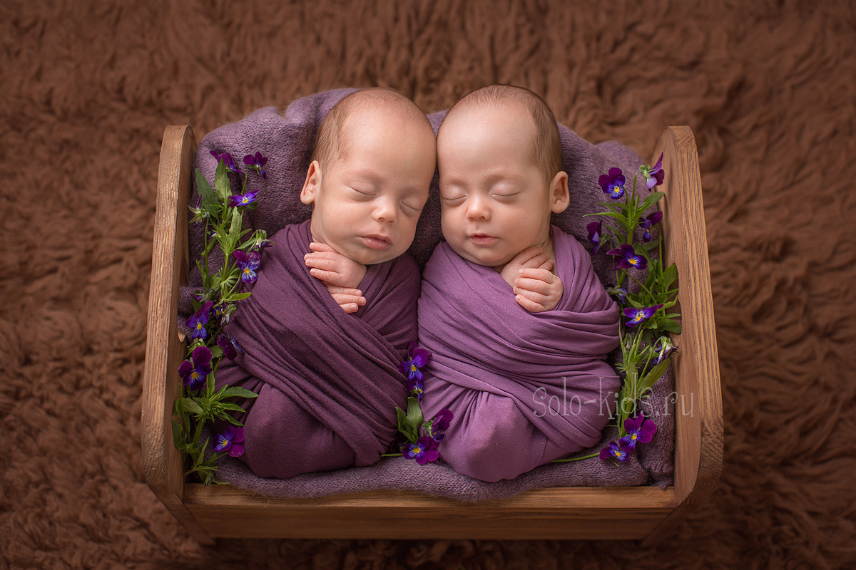 Фотографии новорожденных. Фотограф новорожденных в Екатеринбурге Анастасия Быдзина