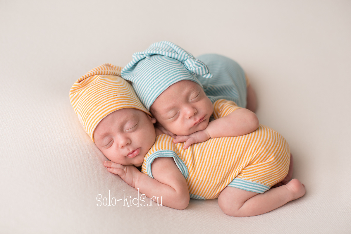 Фотографии новорожденных. Фотограф новорожденных в Екатеринбурге Анастасия Быдзина