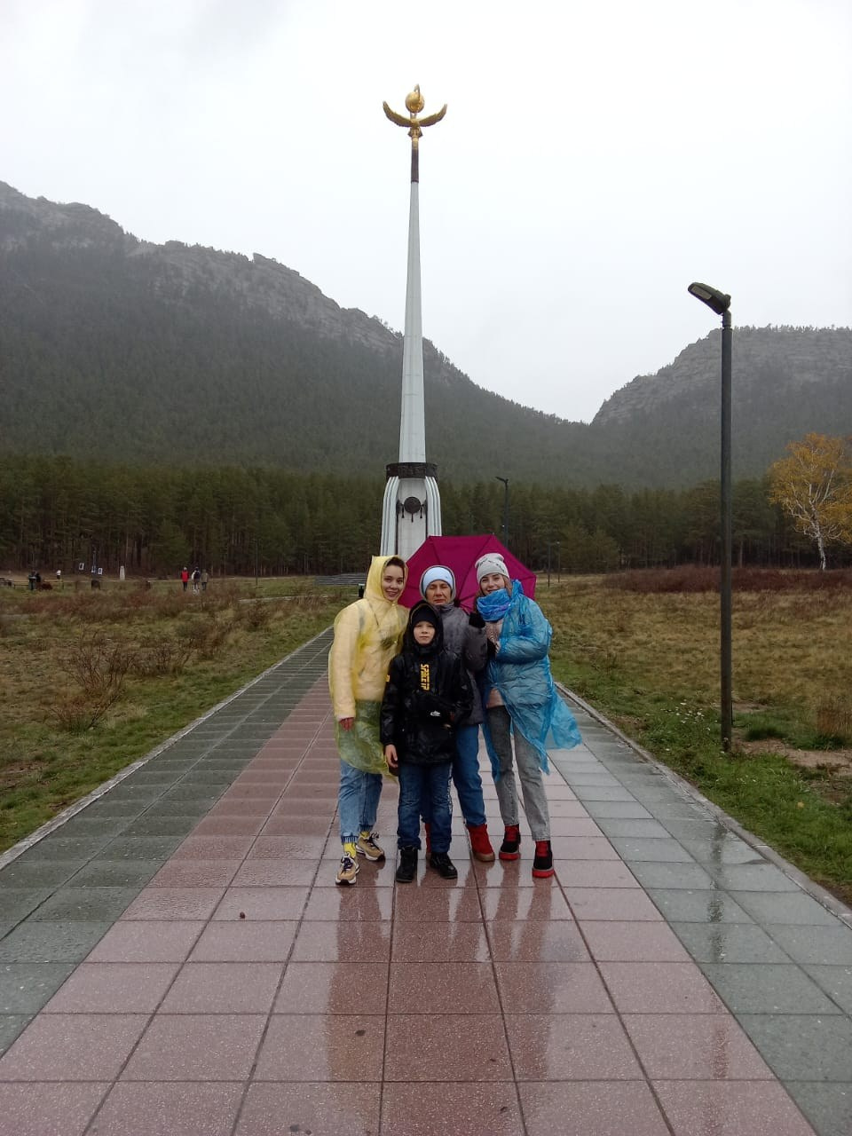 Боровое, поляна Абылай-хана, Казахстан, лес, сосновый бор, семья