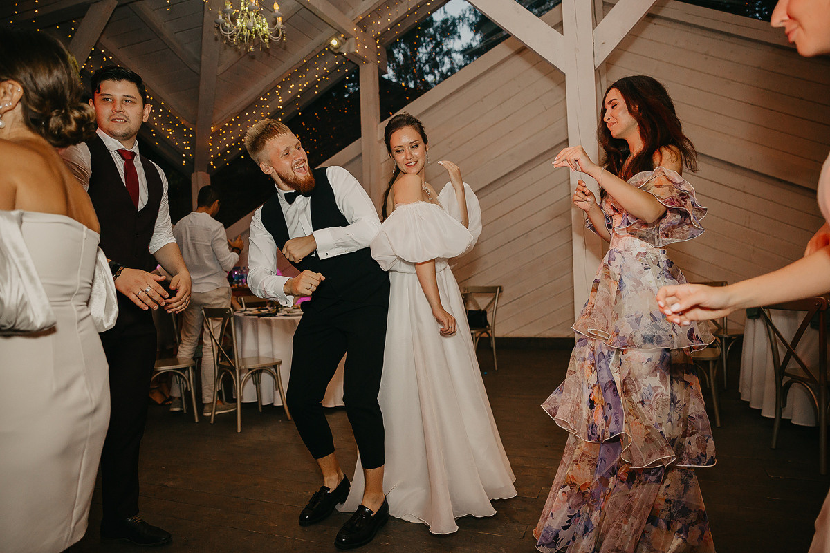 Катя и Никита. Ведущий на свадьбу в Москве Зубков Алексей