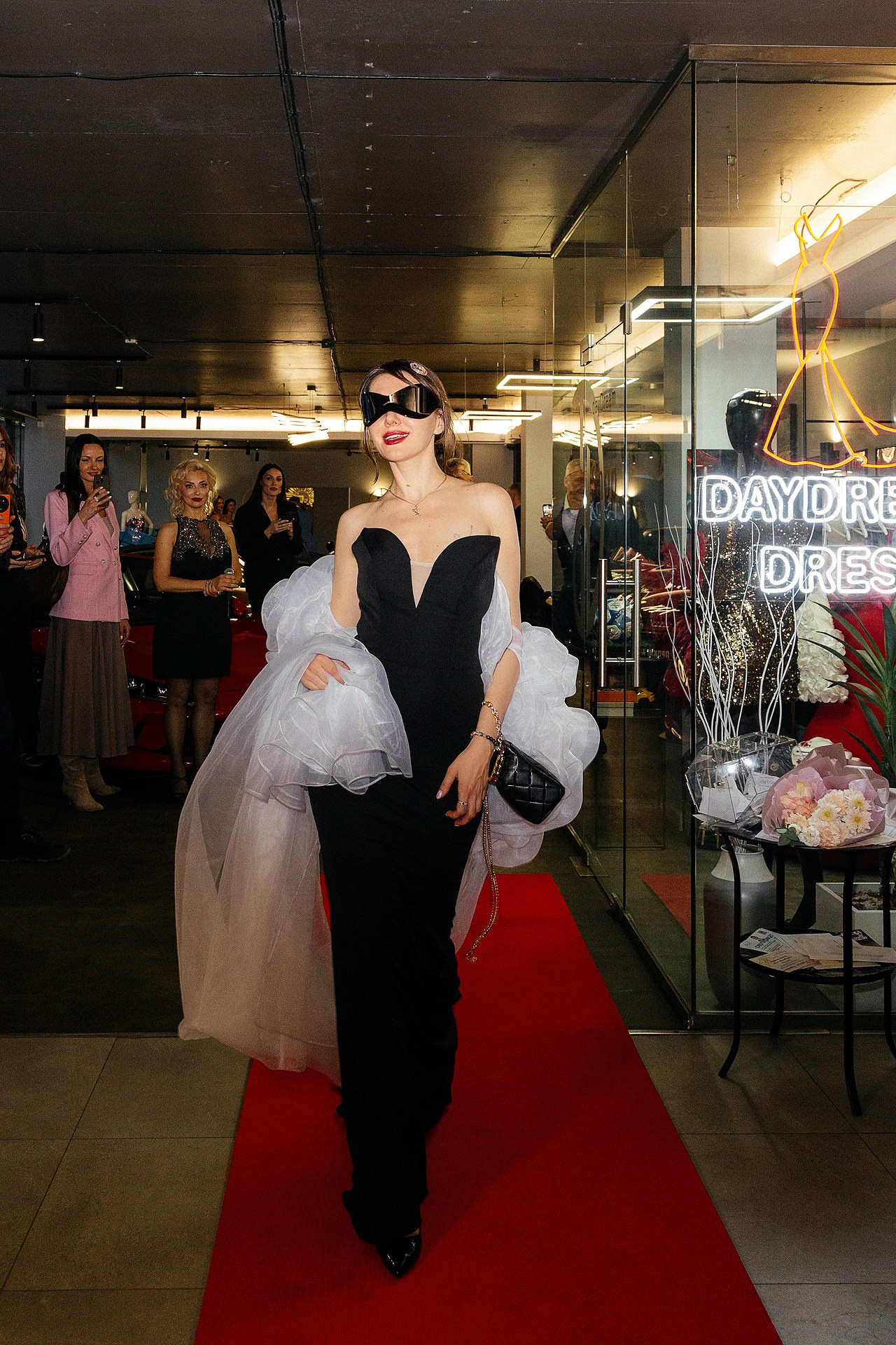 Репортаж в автосалоне. Светский фотограф Санкт-Петербург и ЛО