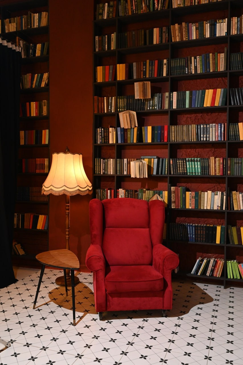 Q studio зал интерьерный