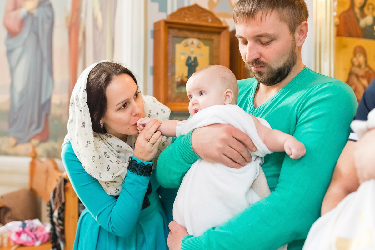КРЕЩЕНИЕ ЕСЕНИИ И ВАСИЛИСЫ. Семейный фотограф новорождённых в Серпухове Юлия Новикова +79637785957