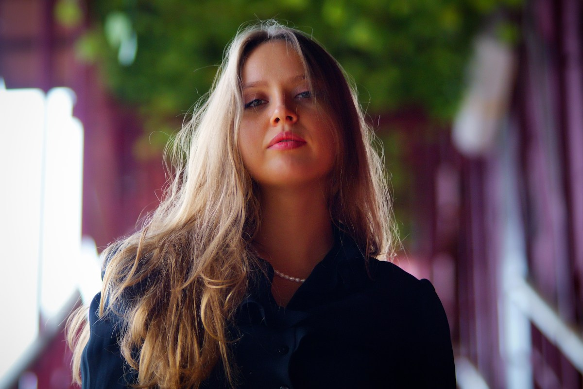 Уличная фотосессия, фотопрогулка, портрет, стрит фото. Репортажный фотограф в Москве Артём Соболев