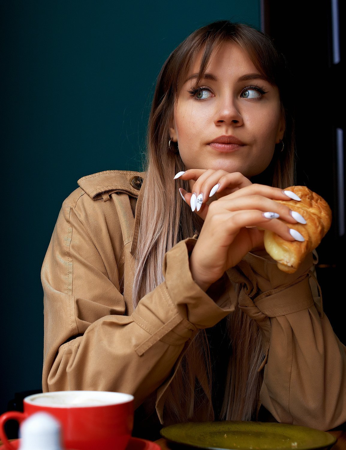 Бюро цветов и кофе. Фотограф для людей и брендов в Санкт-Петербурге