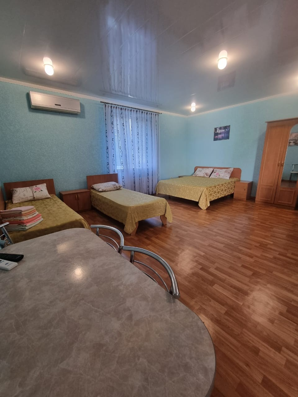 Номера на ул. 13 Ноября. Отдых в Евпатории без забот — аренда жилья, трансфер, размещение под ключ