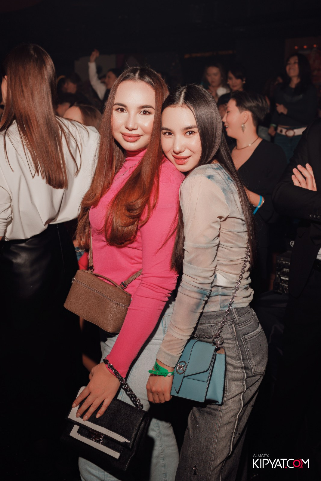 BEAUTY ЁЛКА SANTA BARBARA SPECIAL GUEST ГРУППА MILLENIUM 5 ТРИБЬЮТ ШОУ. КИПЯТКОМ АЛМАТЫ! Фотосъемка мероприятий в Алматы