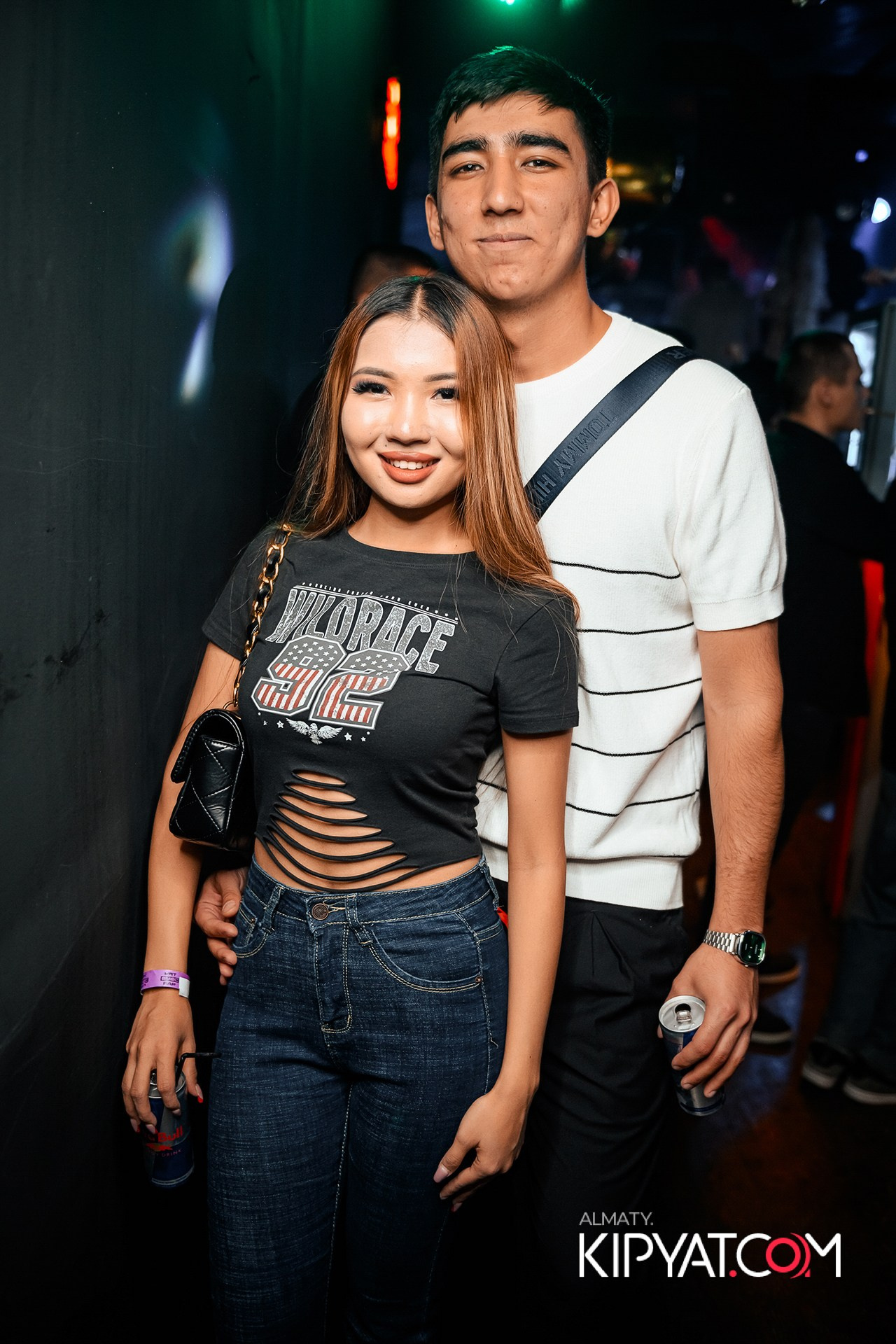 UYAT EMES BAR. КИПЯТКОМ АЛМАТЫ!