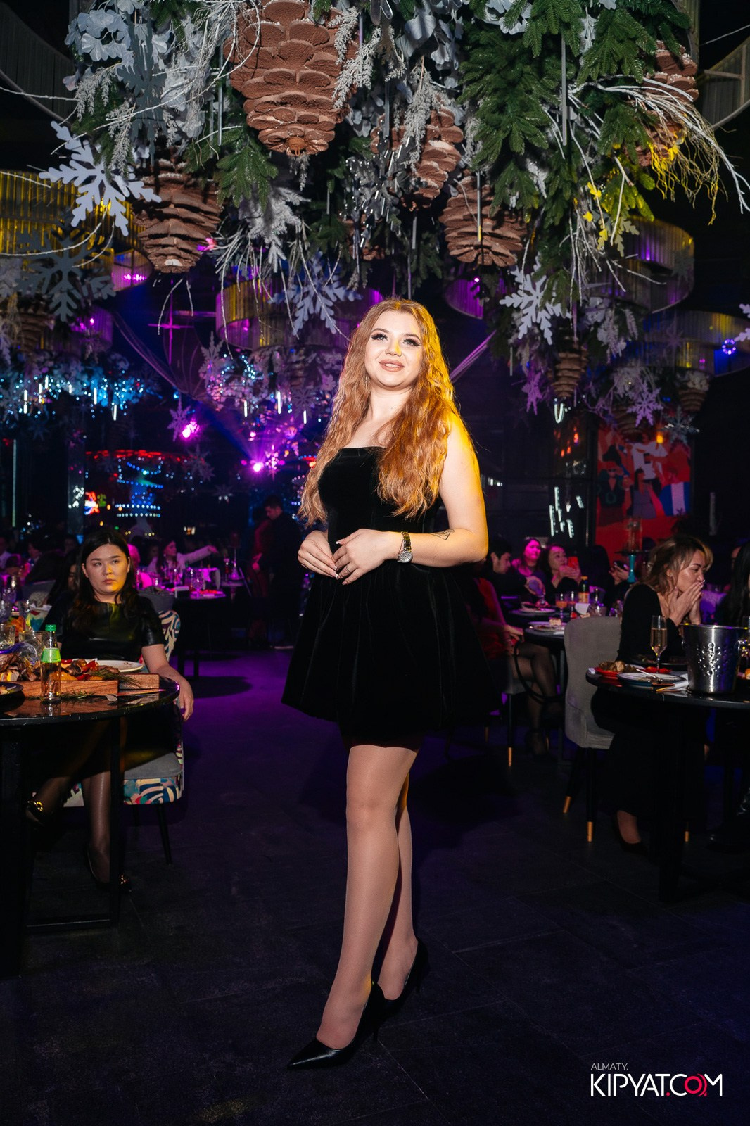 FRIENDS BAR & TERRACE. КИПЯТКОМ АЛМАТЫ!