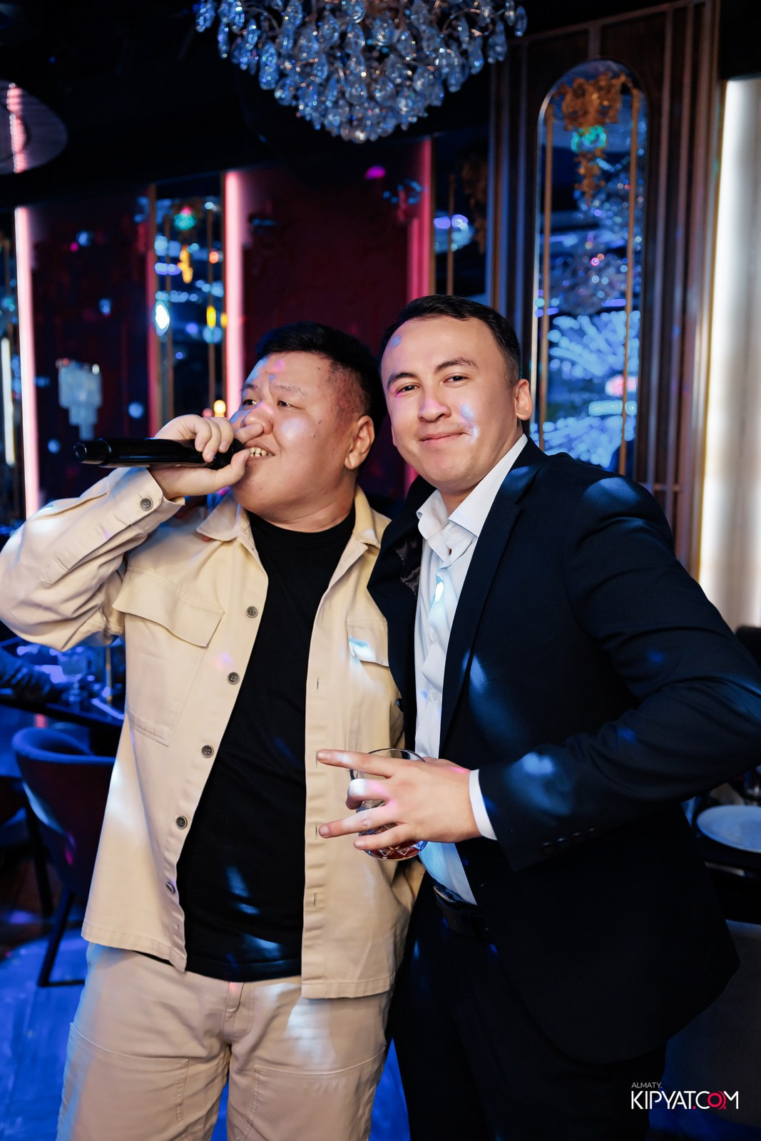 ЗАЯ, НА БИС. КИПЯТКОМ АЛМАТЫ!