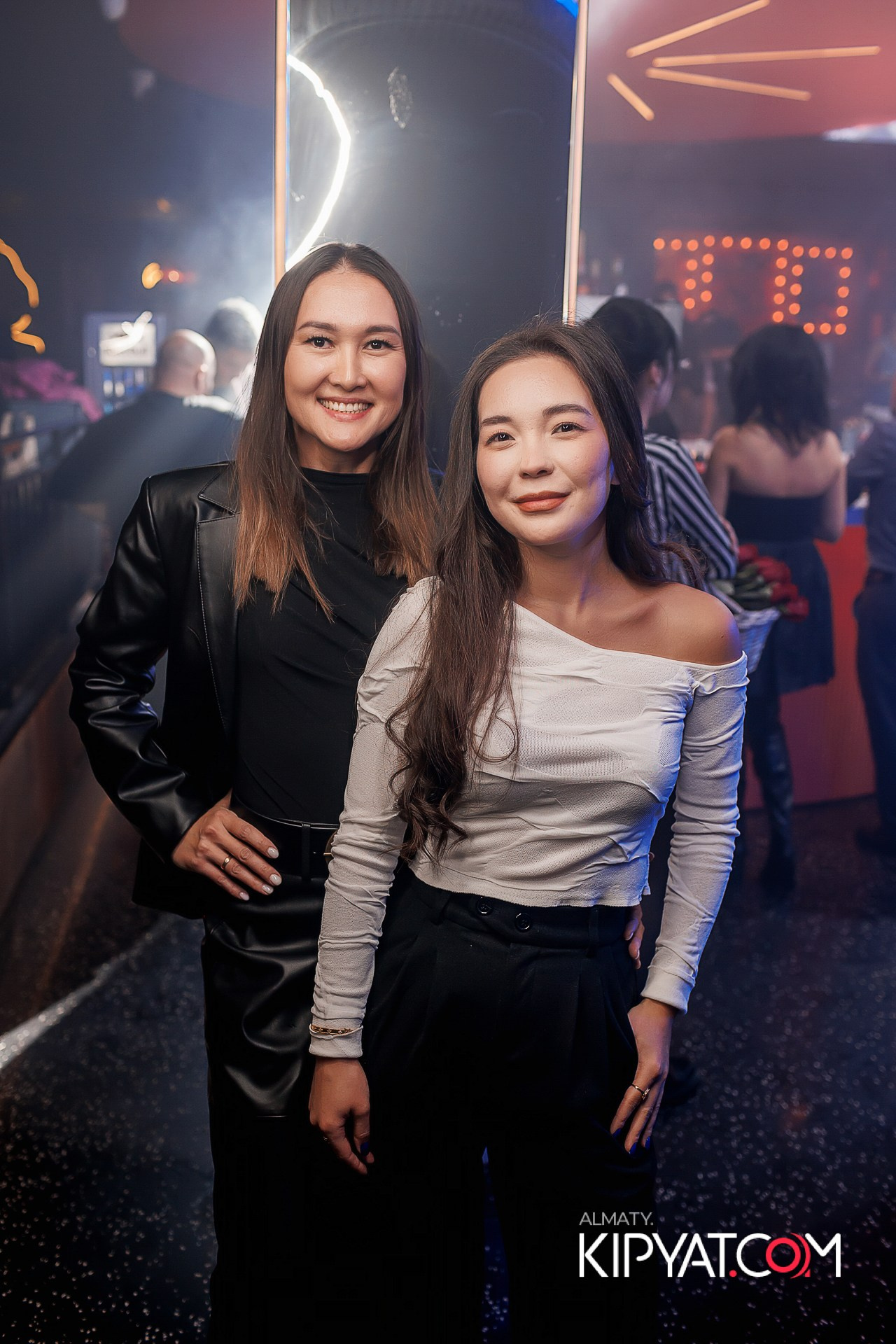 SANTA BARBARA — ВЫСТУПЛЕНИЕ ГРУППЫ REFLEX. КИПЯТКОМ АЛМАТЫ!