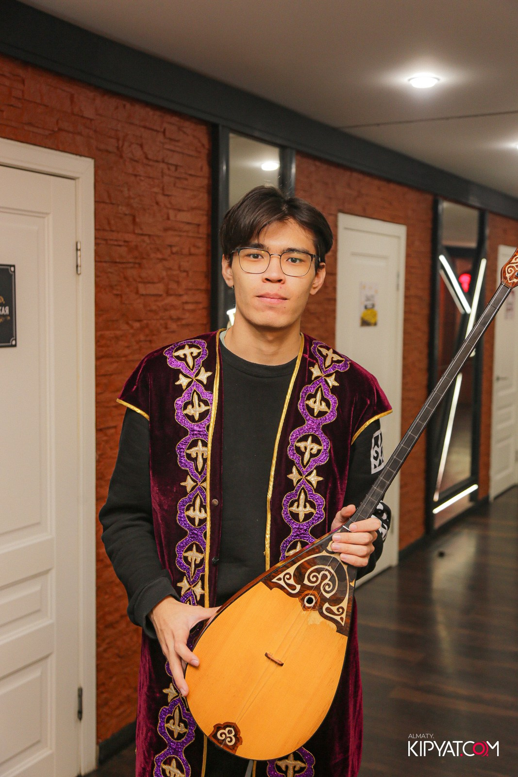 УХО И МЕДВЕДЬ НА САИНА. КИПЯТКОМ АЛМАТЫ!