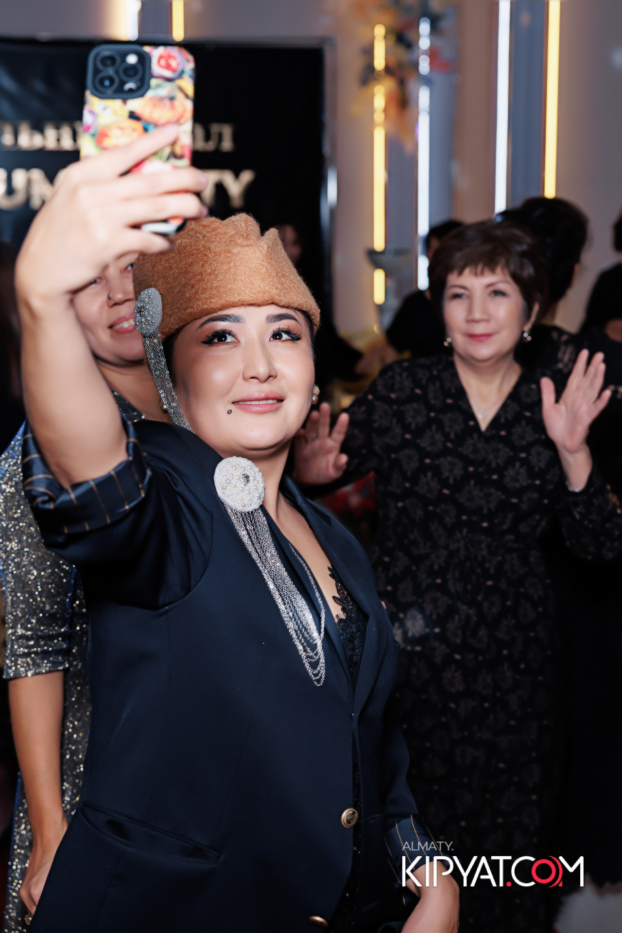 КОМАНДНАЯ ВСТРЕЧА ИЗОБИЛЬНЫЙ ВЕЧЕР. КИПЯТКОМ АЛМАТЫ!