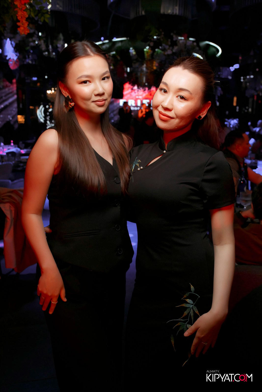 FRIENDS BAR & TERRACE. КИПЯТКОМ АЛМАТЫ! Фотосъемка мероприятий в Алматы