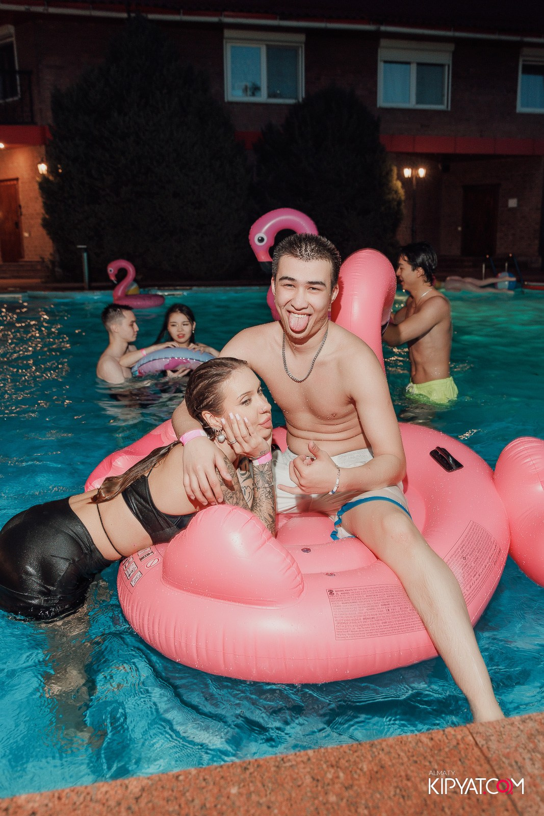 THE MAMA GELA. КИПЯТКОМ АЛМАТЫ! Фотосъемка мероприятий в Алматы