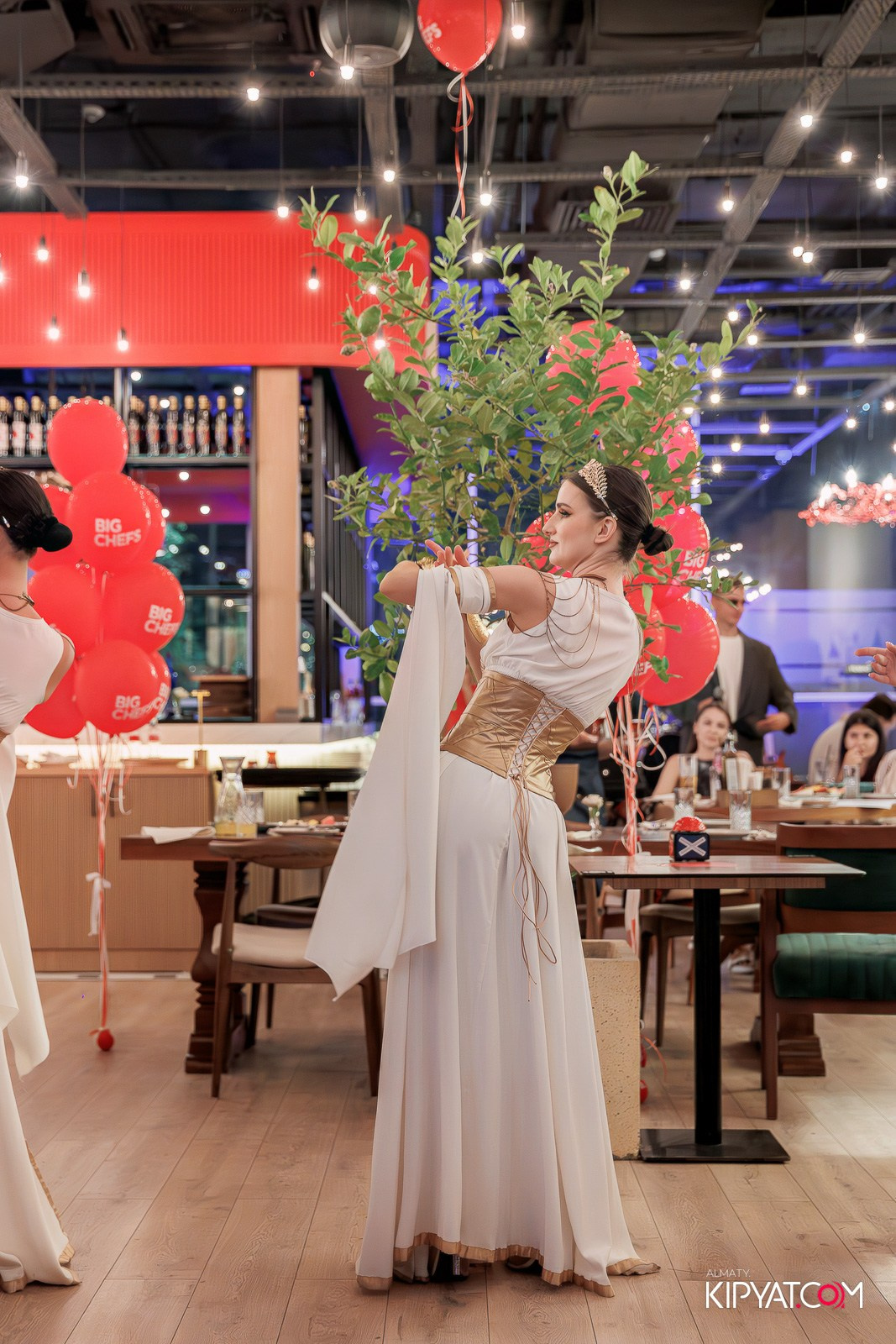 ОФИЦИАЛЬНОЕ ОТКРЫТИЕ РЕСТОРАНА BIG CHEFS. КИПЯТКОМ АЛМАТЫ!