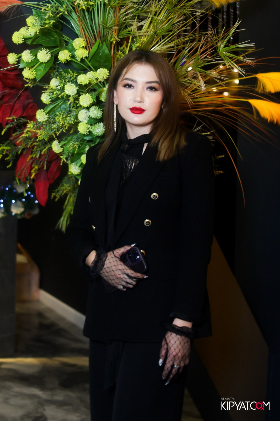 БАР ПАНАЕХАЛИ НА ДОСТЫК. КИПЯТКОМ АЛМАТЫ!