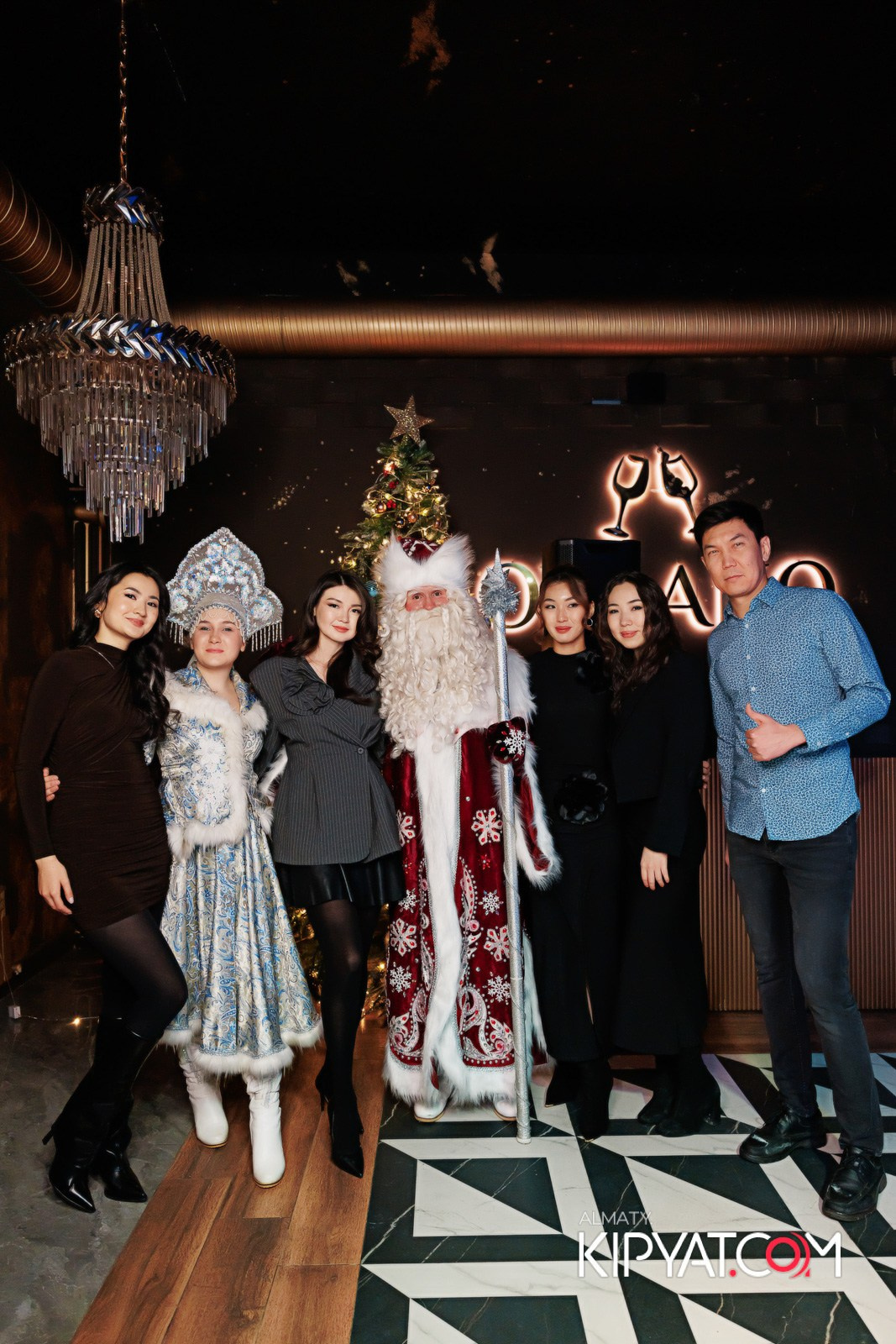 OBLAKO LOUNGE BAR. КИПЯТКОМ АЛМАТЫ!