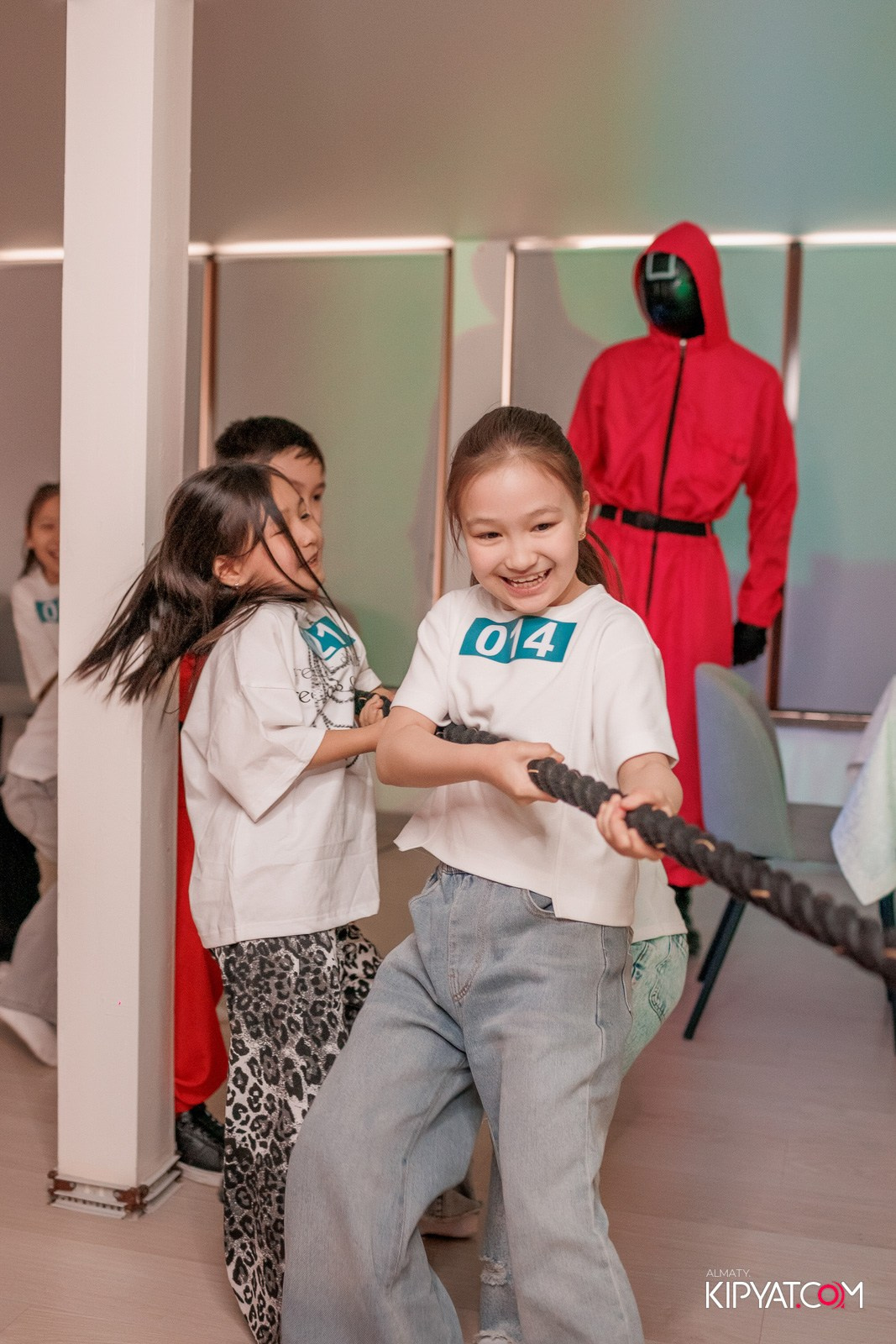 КВЕСТ-ШОУ ALAROVICH / ИГРА В КАЛЬМАРА. КИПЯТКОМ АЛМАТЫ!