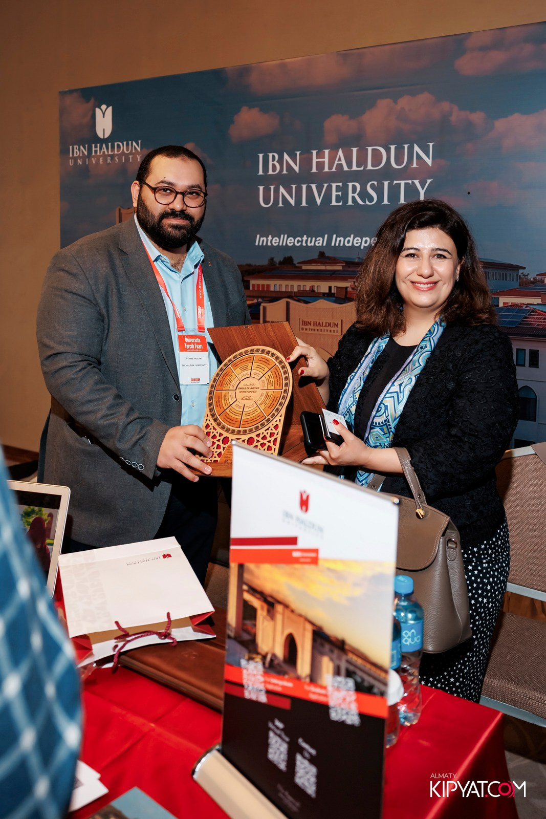 ВЫСТАВКА ТУРЕЦКИХ УНИВЕРСИТЕТОВ. КИПЯТКОМ АЛМАТЫ! Фотосъемка мероприятий в Алматы
