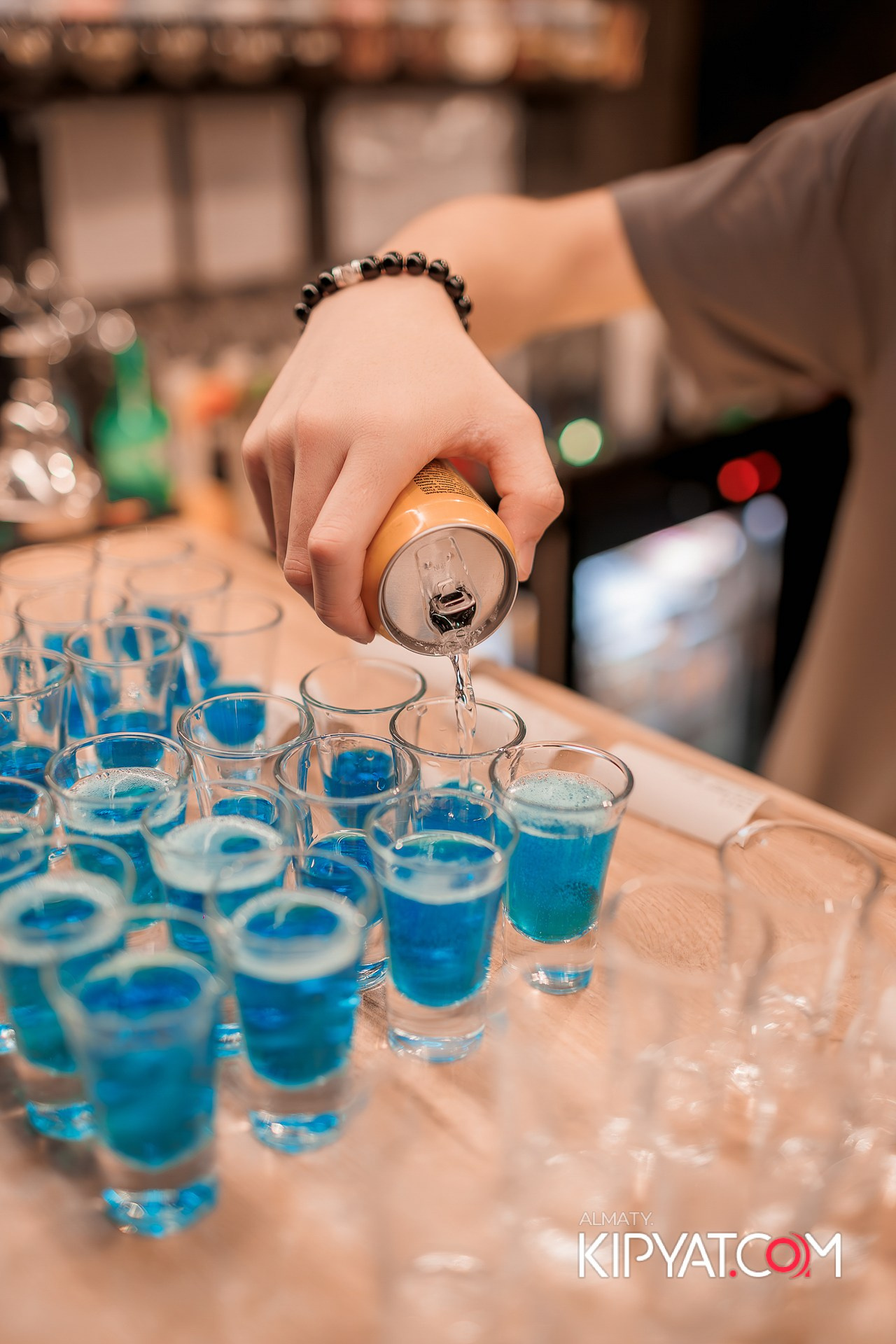 ШАШЛЫКОФФ. КИПЯТКОМ АЛМАТЫ!