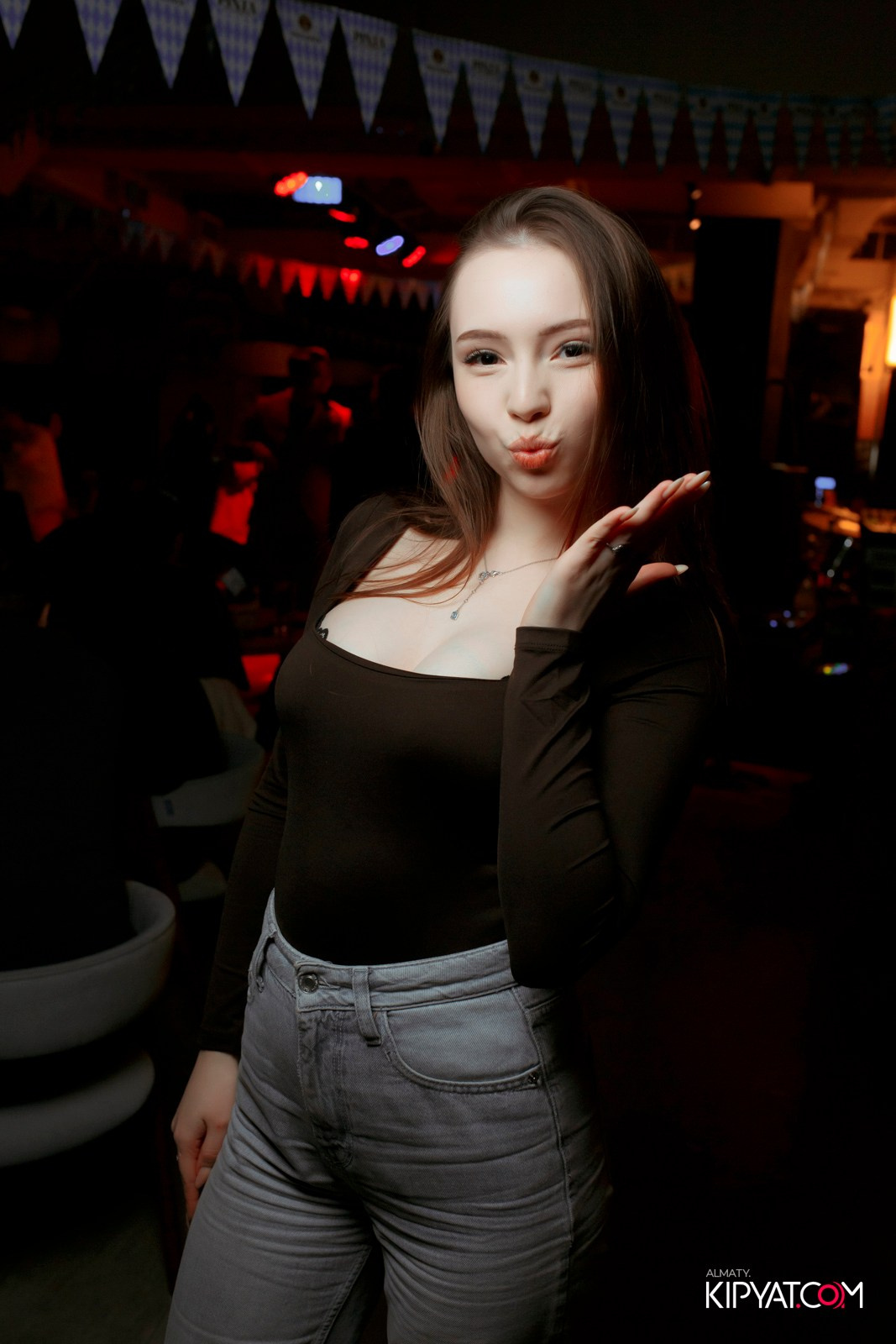 OKTOBERFEST -ПИНТА НА СЕЙФУЛЛИНА. КИПЯТКОМ АЛМАТЫ!