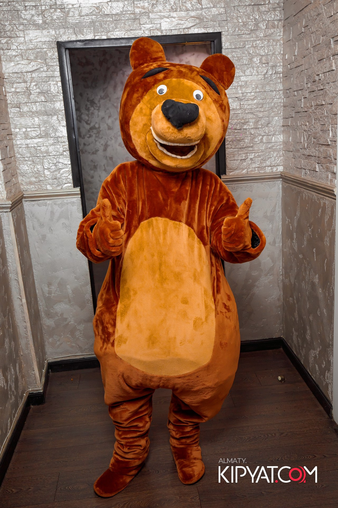 УХО И МЕДВЕДЬ НА ГАГАРИНА. КИПЯТКОМ АЛМАТЫ!