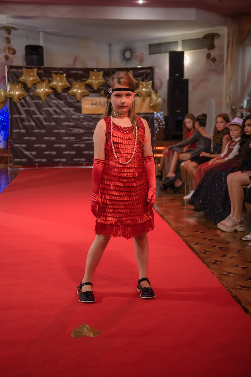 HAPPYkids дефиле санаторий Октябрьский. Семейный и коммерческий фотограф в Сочи Александр Бодунов