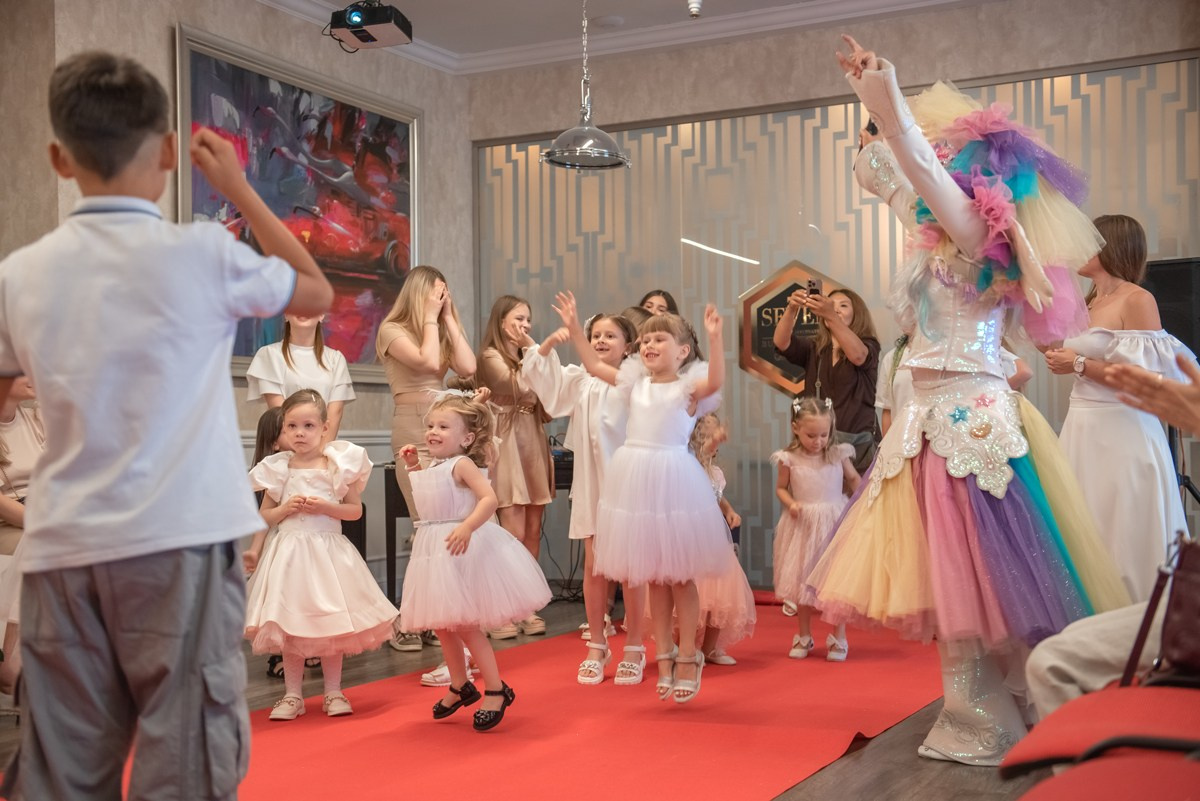 Выпускной HAPPYkids 2023. Семейный и коммерческий фотограф в Сочи Александр Бодунов