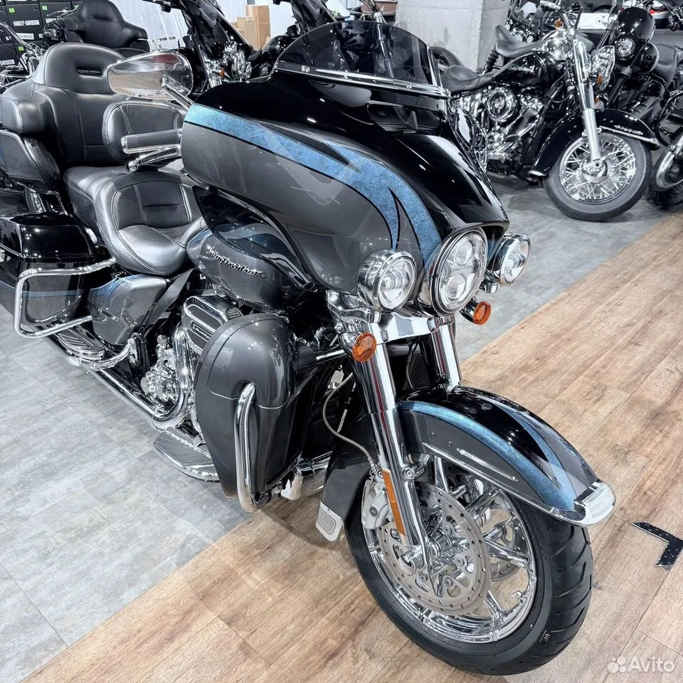 2015 CVO Electrа Glidе Limitеd 110 Carbon Сhаrсоаl. Hello Davidson, Москва. Только хорошие мотоциклы…