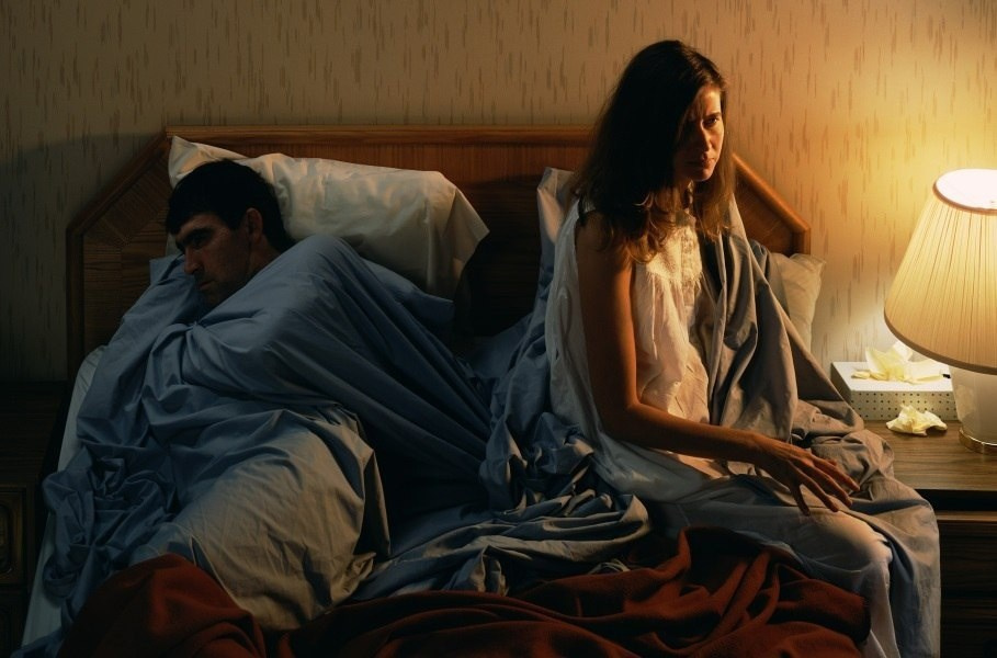 художественная фотография Джеффа Уолла с театральной постановкой и реалистичной детализацией