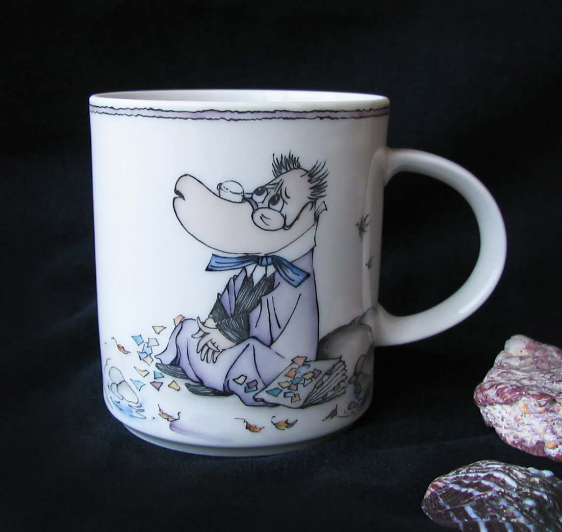 Кружка. Хемуль. Надглазурная роспись по фарфору в Санкт-Петербурге.