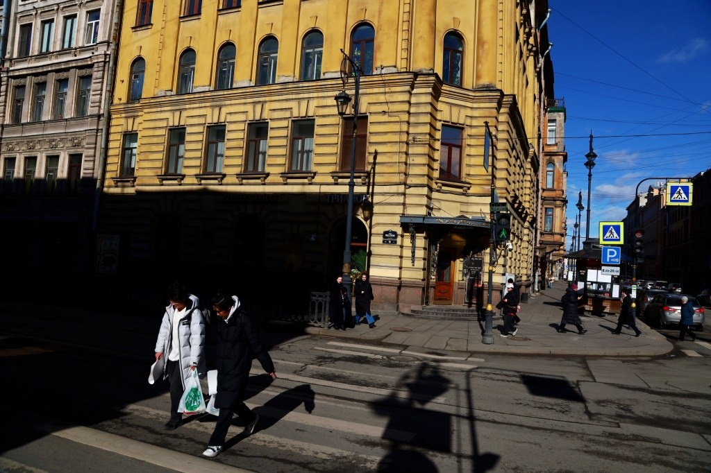 СПБ СТРИТ ______/ \__. СПБНЛО