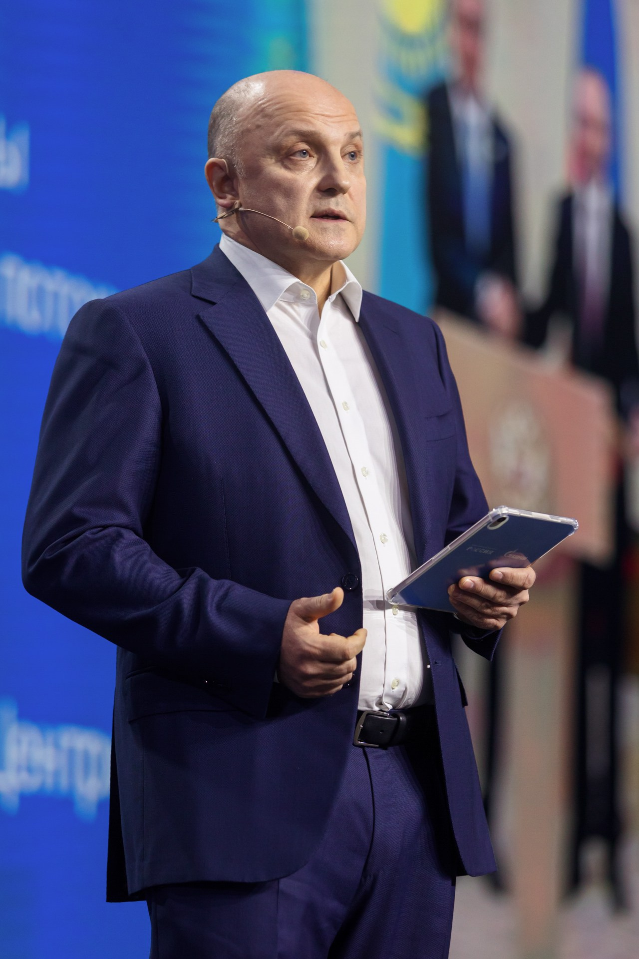 Деловое. Фотограф событий, Максим Романенко