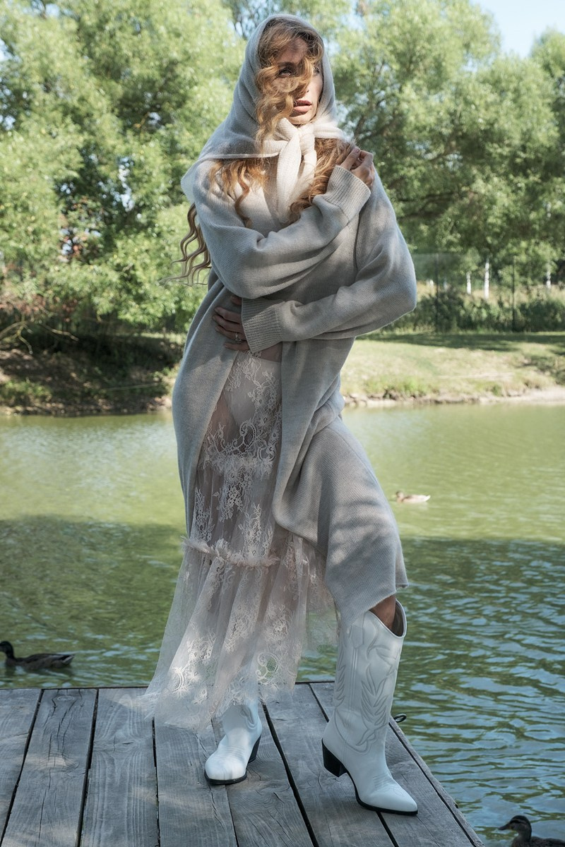 DEA (обувь). Эротико-драматический фотограф Маруся Скоробогатова