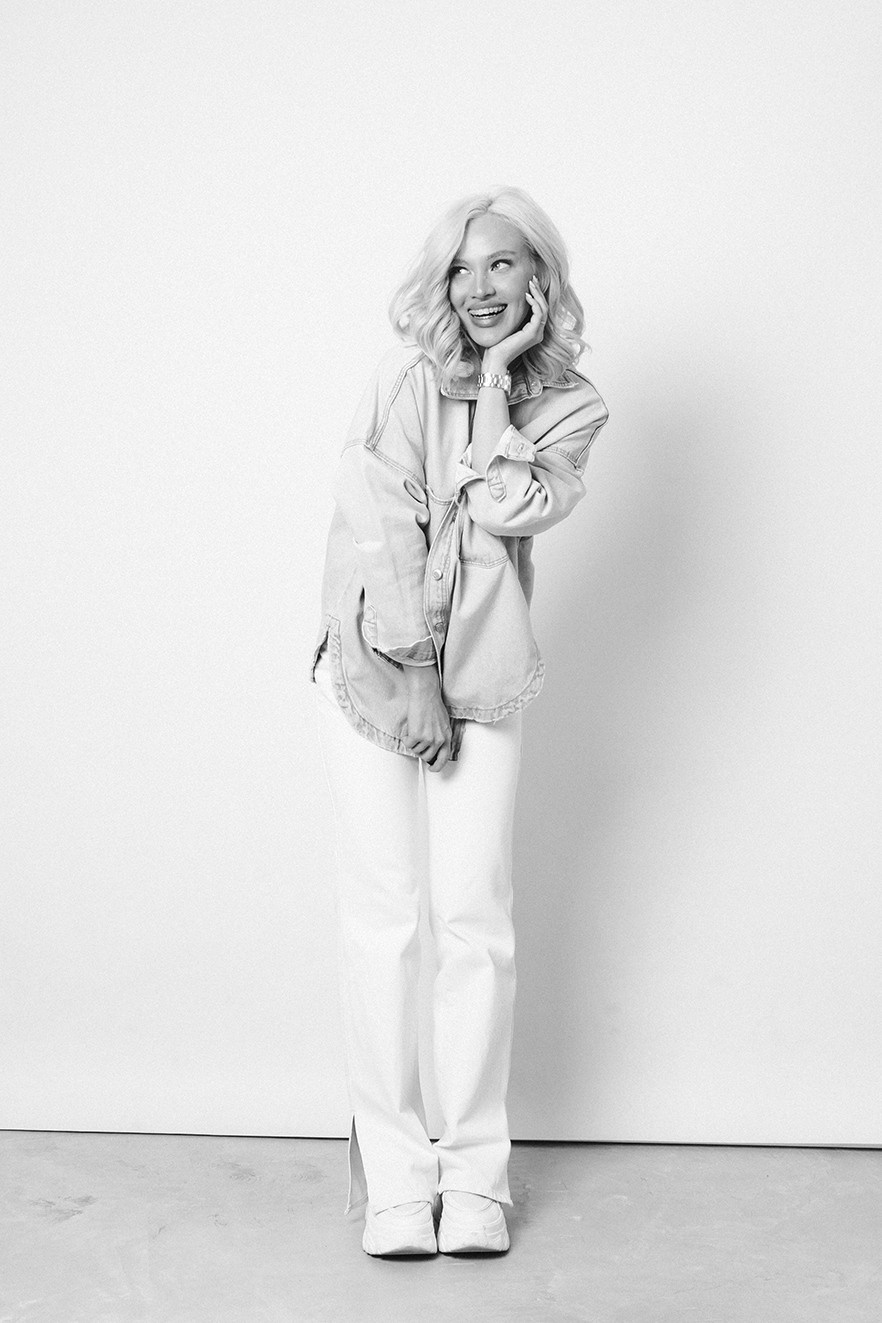 Фотостудия в Самаре. Фотостудия без фотографа. Автопортретная Самара