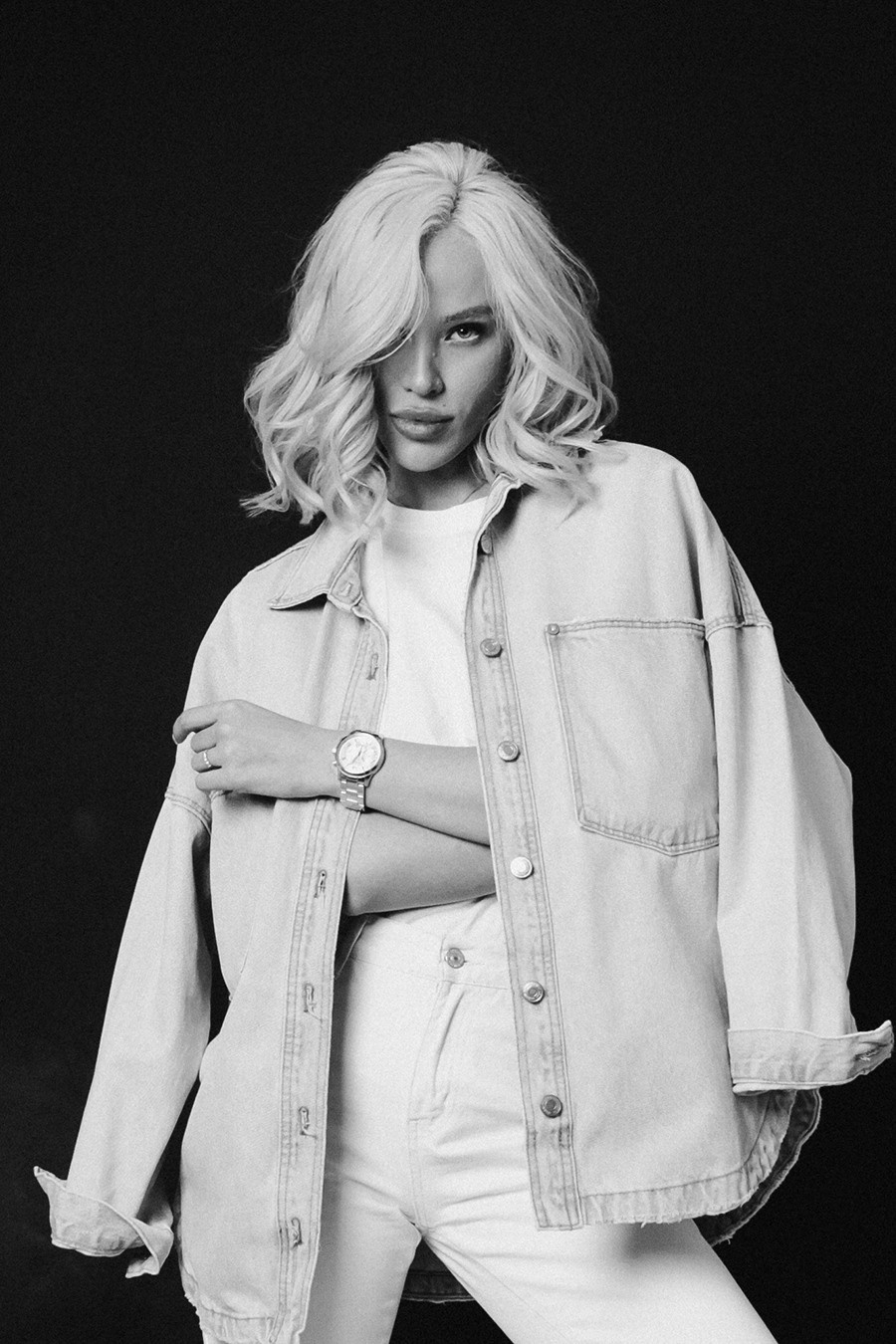 Фотостудия в Самаре. Фотостудия без фотографа. Автопортретная Самара