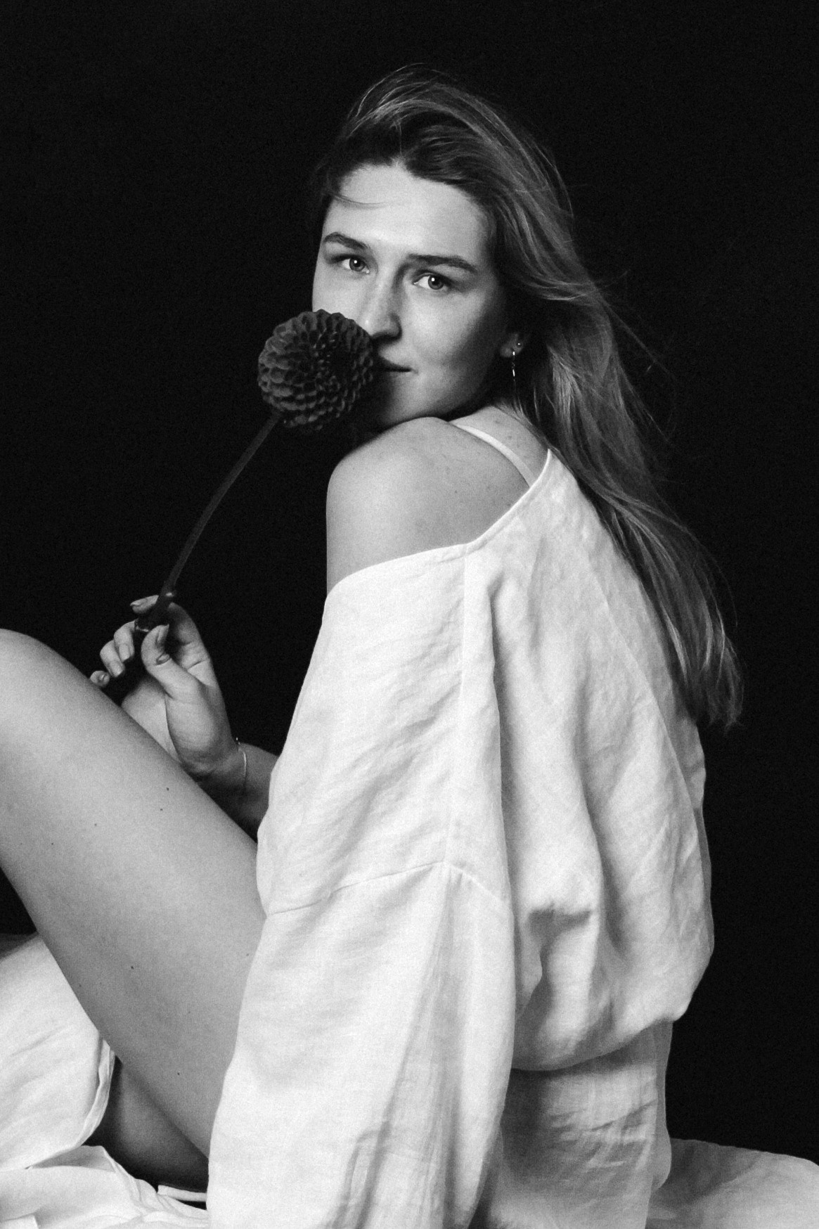 Фотостудия в Самаре. Фотостудия без фотографа. Автопортретная Самара