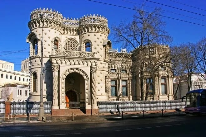 Арт-нуво или модерн. Фотограф для маркетплейсов Михаил Бове