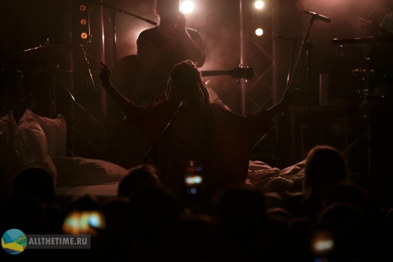 IOWA. Магия музыки в кадре: Концертная Фотография