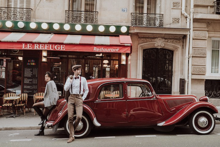 Old car. Director — Photo & Video Paris