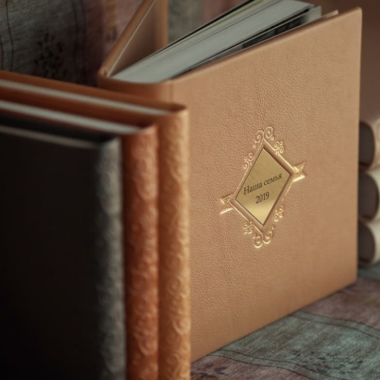 Подробности о книгах. Детский и семейный фотограф в Павлодаре Оксана Солей. Школа моделей