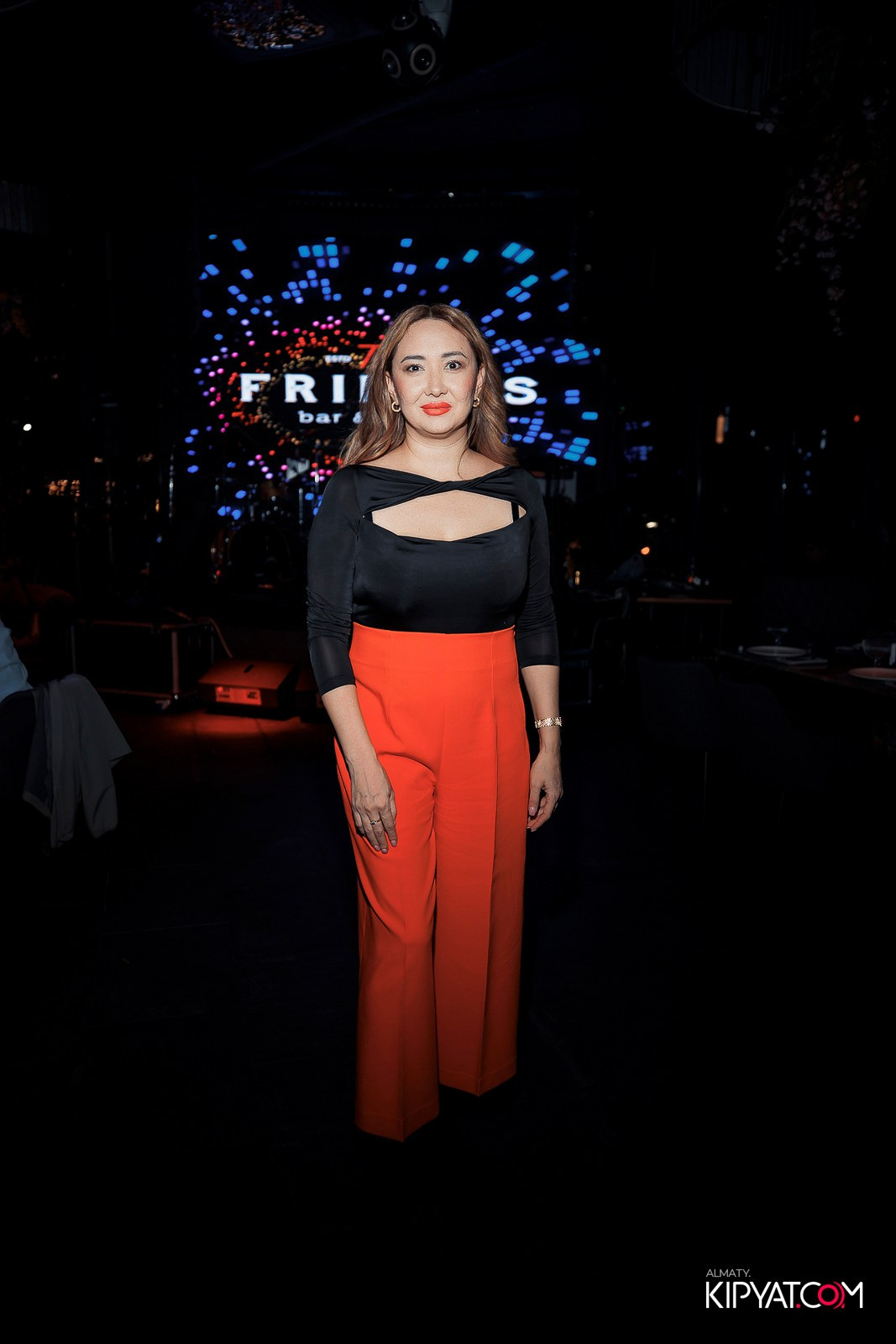 FRIENDS BAR & TERRACE. КИПЯТКОМ АЛМАТЫ! Фотосъемка мероприятий в Алматы