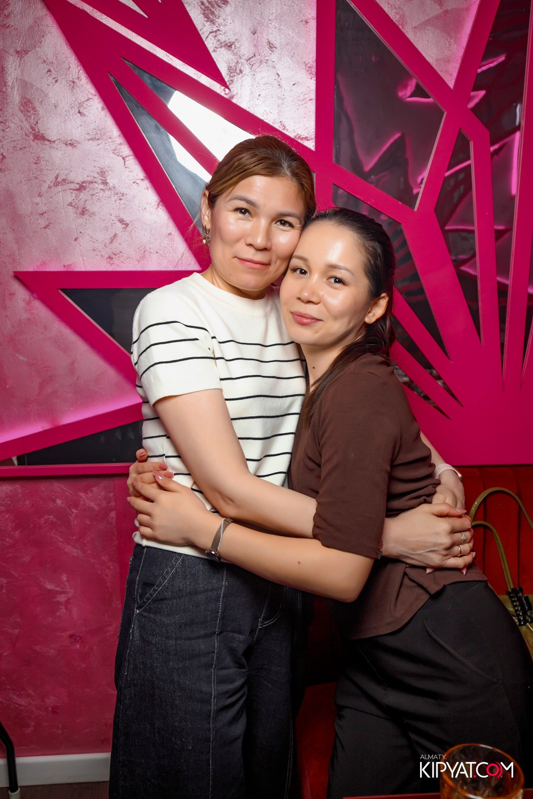 УХО И МЕДВЕДЬ НА ГАГАРИНА. КИПЯТКОМ АЛМАТЫ! Фотосъемка мероприятий в Алматы