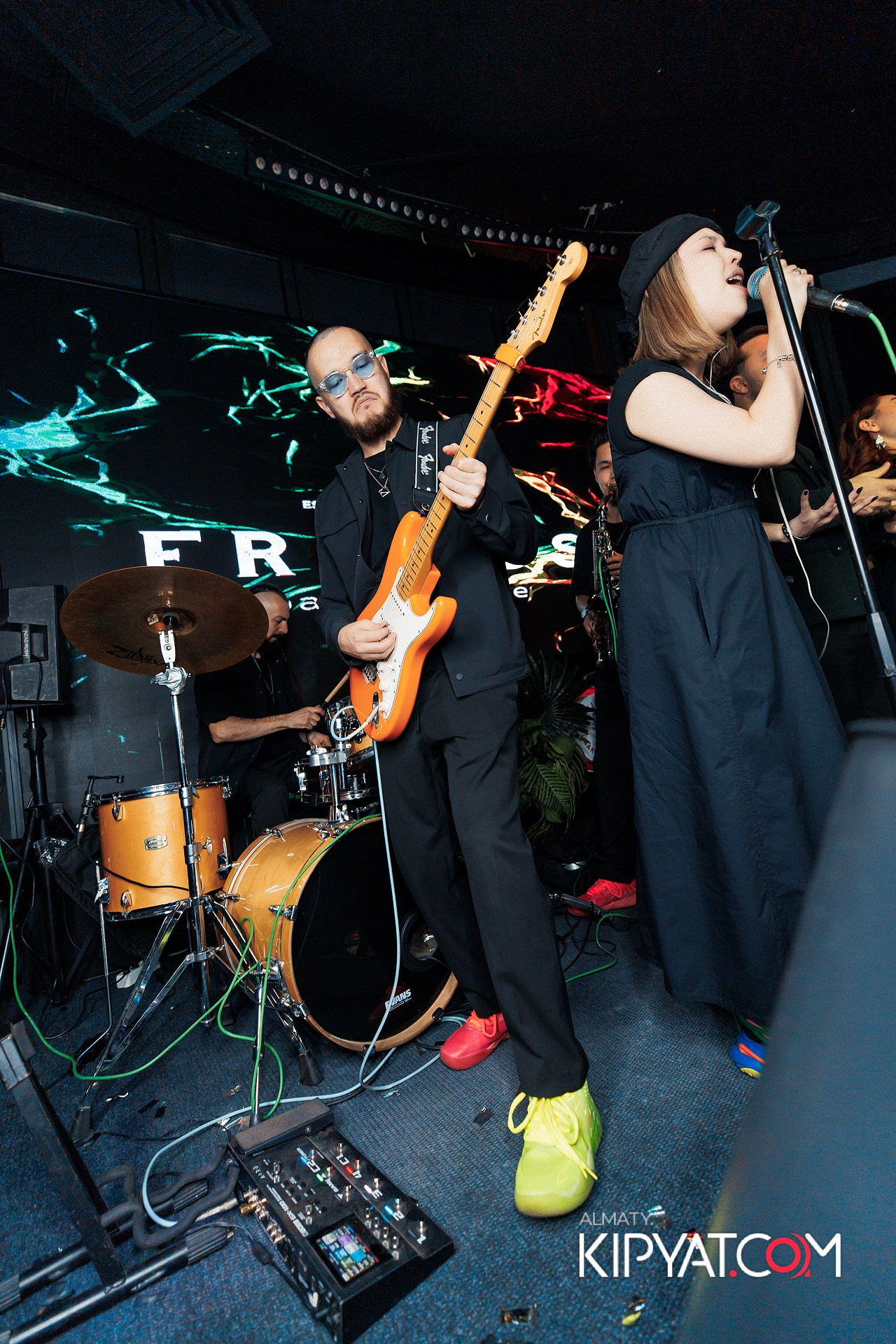 Friends bar & terrace. КИПЯТКОМ АЛМАТЫ! Фотосъемка мероприятий в Алматы