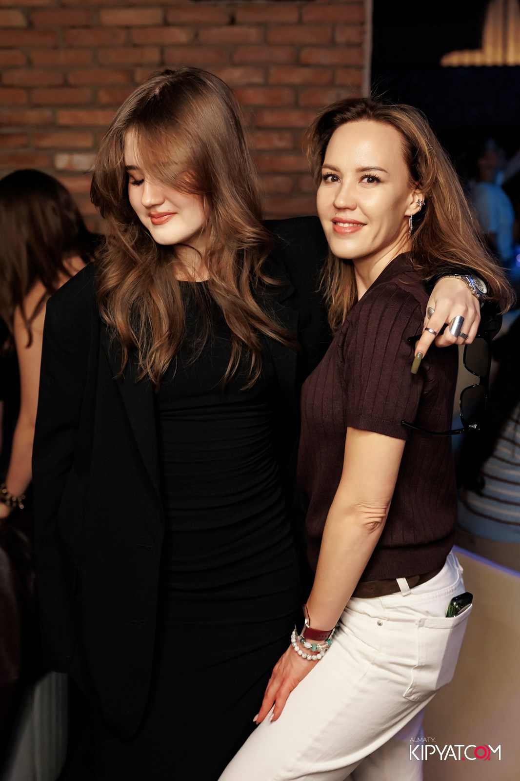 МУЗЫКАЛЬНОЕ ЛОТО В HIT RETRO. КИПЯТКОМ АЛМАТЫ! Фотосъемка мероприятий в Алматы