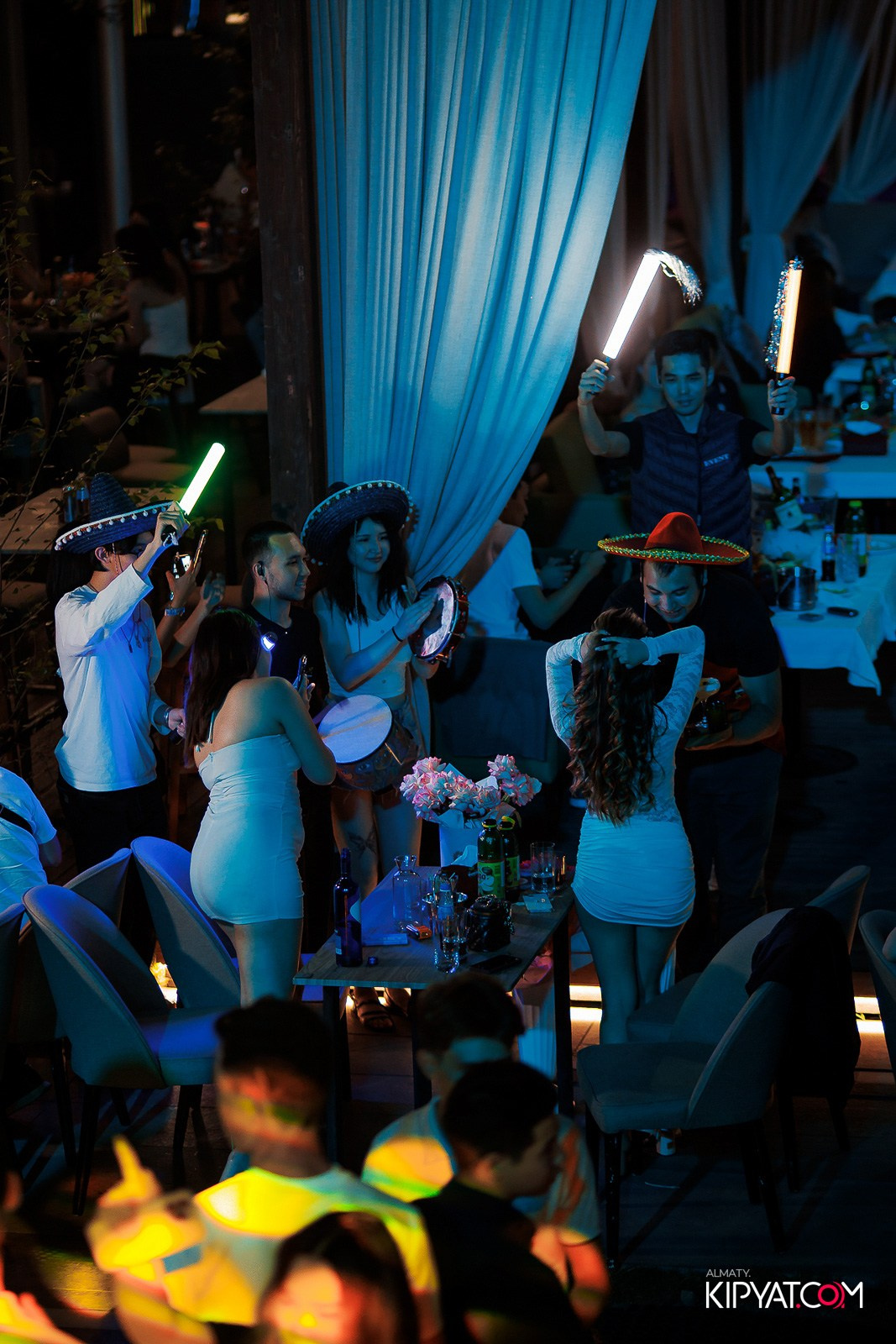 EVENT BAR. КИПЯТКОМ АЛМАТЫ!