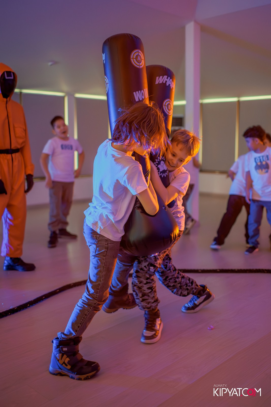 КВЕСТ-ШОУ ALAROVICH / ИГРА В КАЛЬМАРА. КИПЯТКОМ АЛМАТЫ!